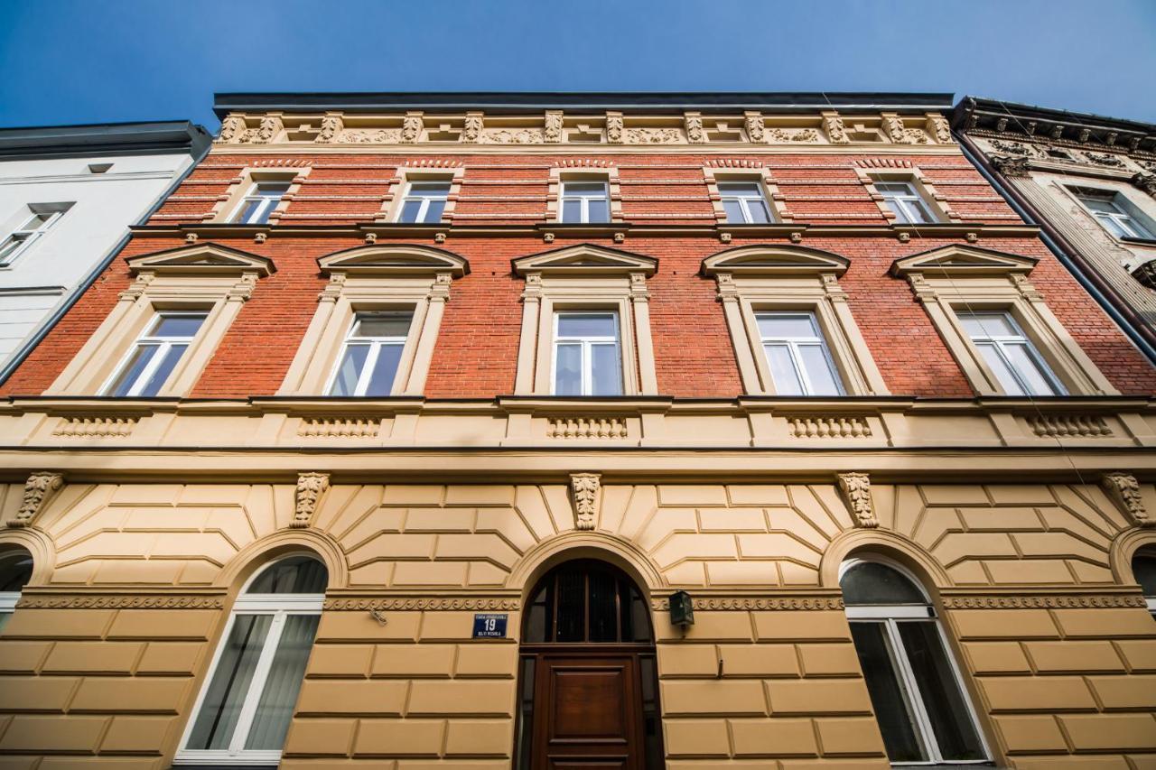 Apartament Attractive Oldtown Near Thetrain Station *